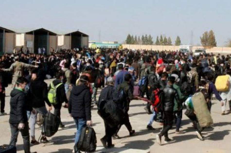 اخراج نزدیک به 6 هزار مهاجر افغانستانی از ایران و پاکستان در یک روز