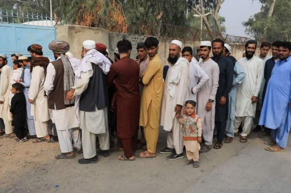 More than 5,000 Afghan refugees returned from Iran and Pakistan in one day