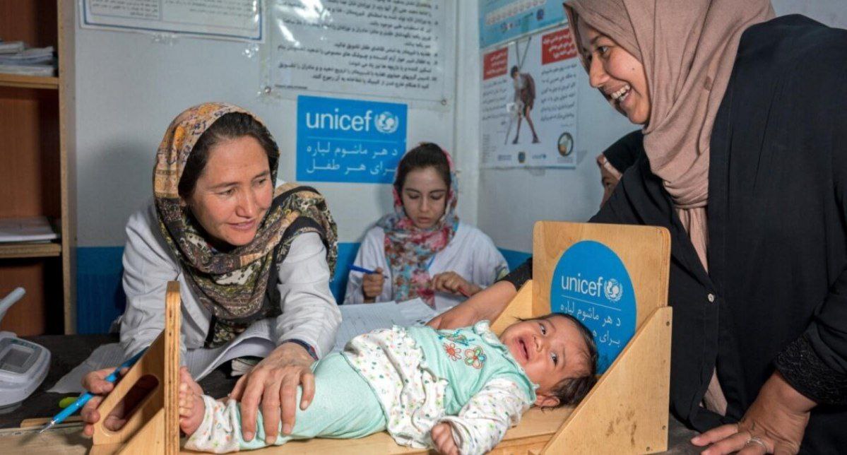 تغذیه کمتر از دو سوم نوزادان افغانستان  به طور انحصاری با شیر مادر